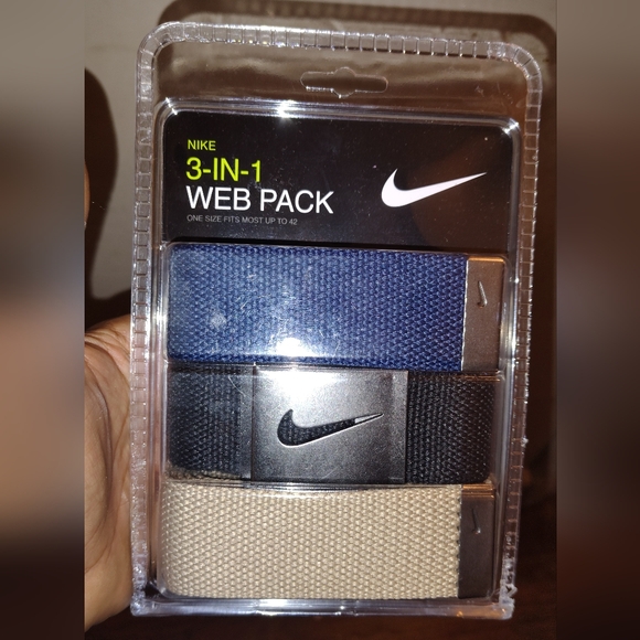 Nike Other - Nike 3 in 1 Web Pack